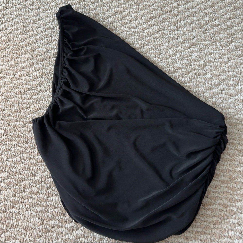 Express One Shoulder Top - Picture 6 of 12